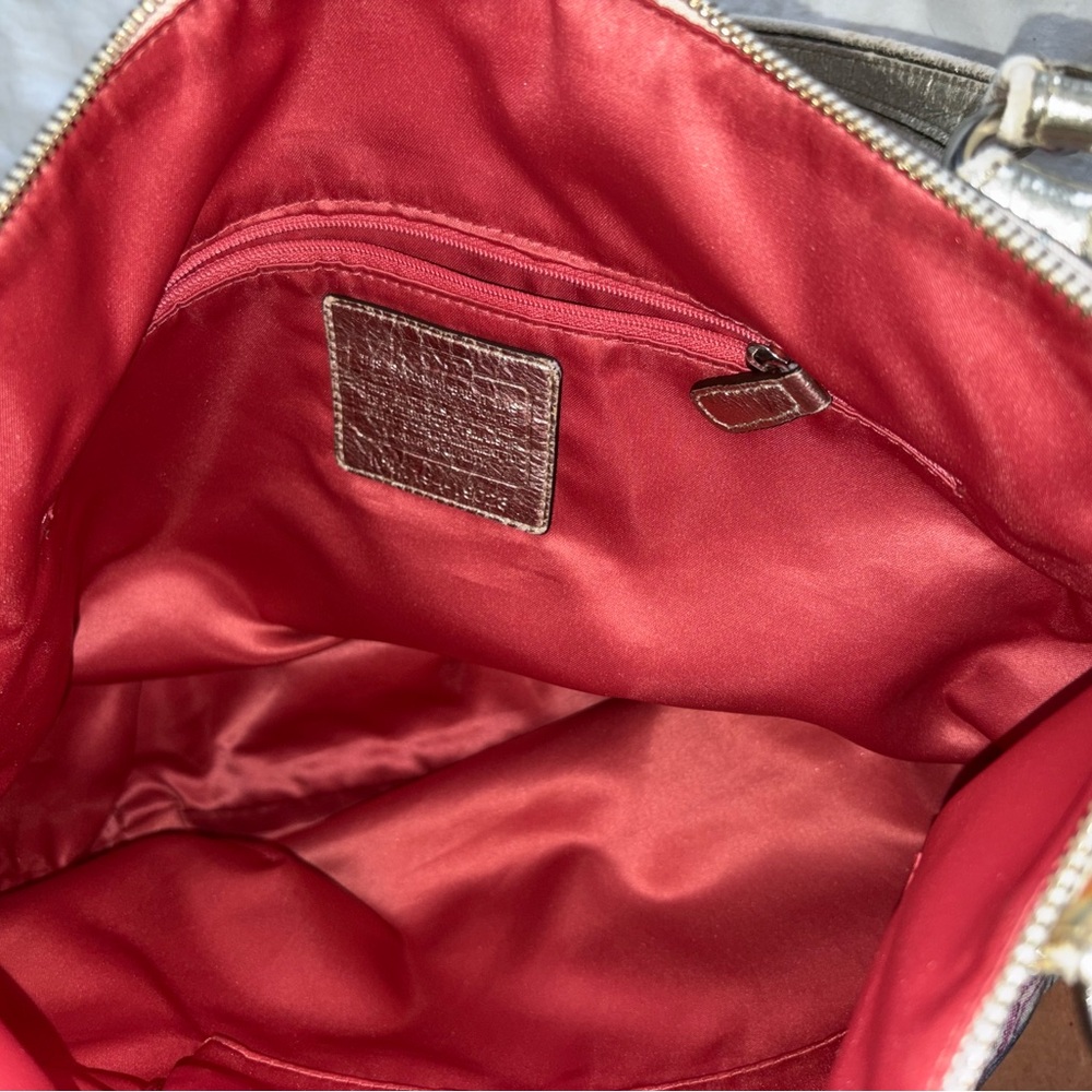Coach Multicolor Signature Shoulder Bag - Picture 4 of 7